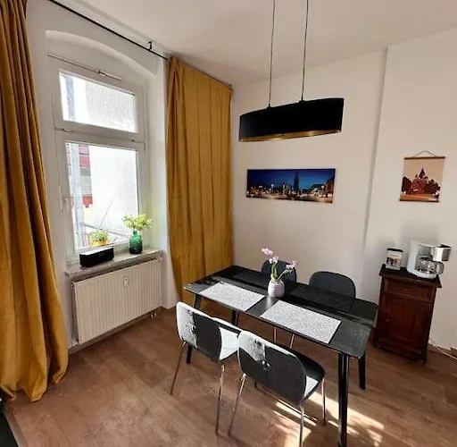 Apartmán Altstadt In Unmittelbarer Naehe Zu Saale Und Marktplatz Mit Privatem Parkplatz *