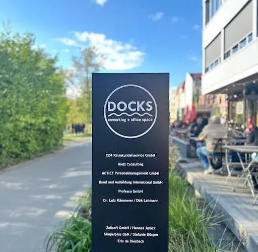 Apartmán Altstadt In Unmittelbarer Naehe Zu Saale Und Marktplatz Mit Privatem Parkplatz