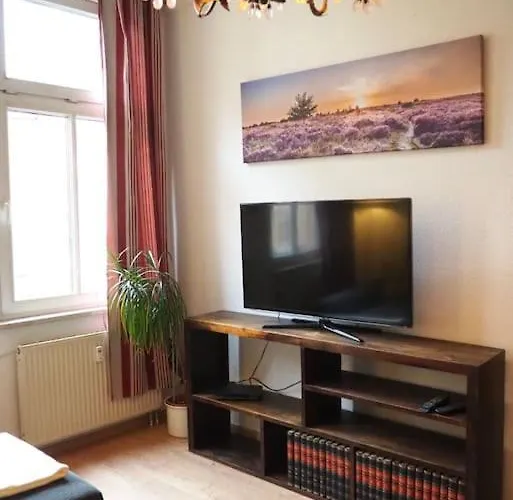 Apartmán Altstadt In Unmittelbarer Naehe Zu Saale Und Marktplatz Mit Privatem Parkplatz